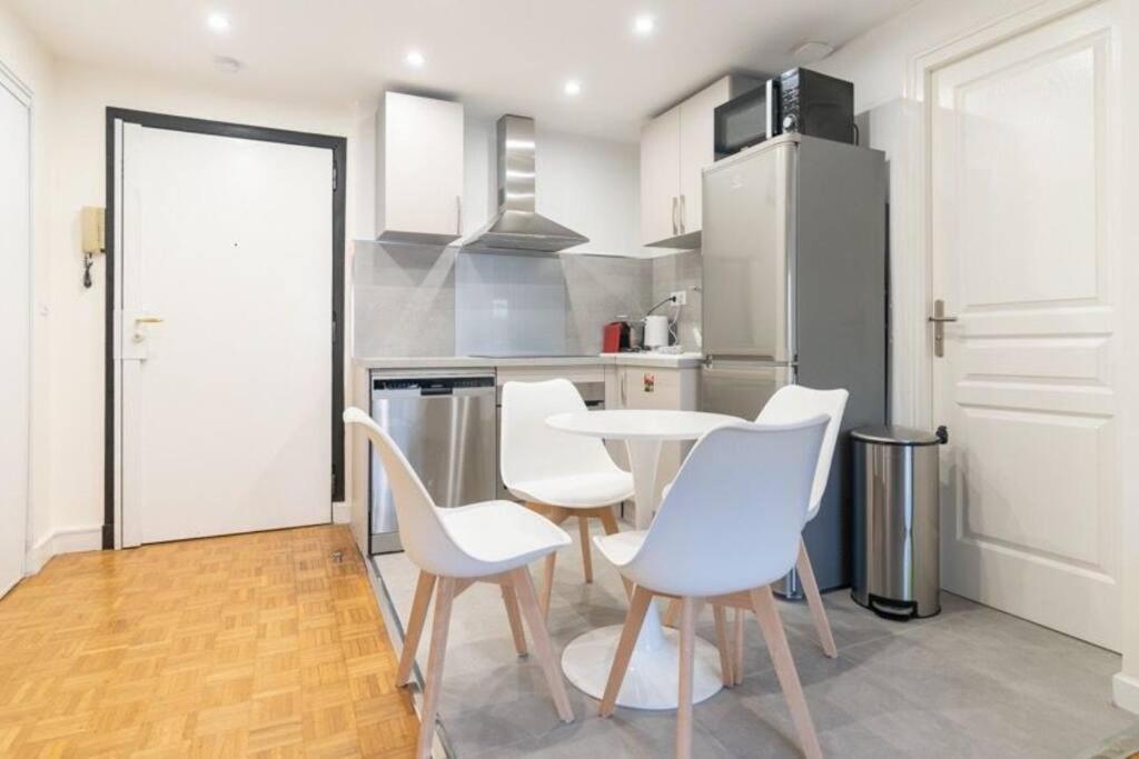 Coeur 16Eme, Standing Et Calme Apartment Paris Exterior photo